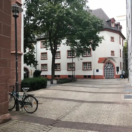 1zimmer App Sehr Ruhig In Mainzer Altstadt Algesheimer Hof Willkommen Appartement